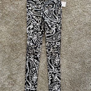 FREE PEOPLE MOVEMENT - Leggings - Black Combo - Modern Floral & Paisley Pattern